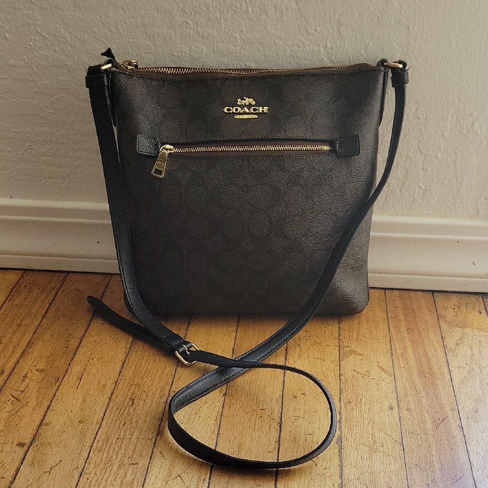 Coach Rowan File Bag In Signature Canvas